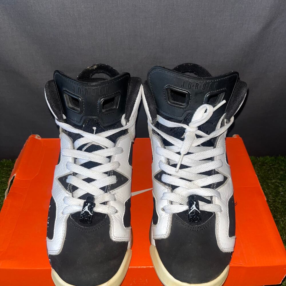 Size 6.5 - Air Jordan 6 Retro Oreo - Picture 3 of 5